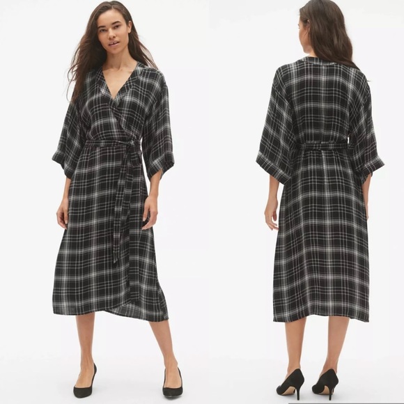GAP Dresses & Skirts - GAP Black Plaid Tie Waist Wrap Midi Dress Size L